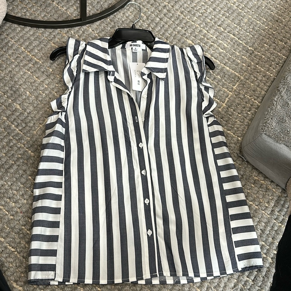 Evereve BB Dakota Seas the Day Top